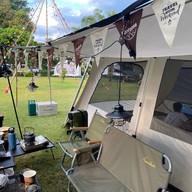 Cha-om Camping