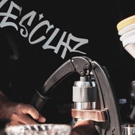 VES CUP Street Cafe Club แบริ่ง 56