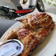 ไก่ย่างลืมผัว ยำ ส้มตำ ลาบ น้ำตก บางบ่อ