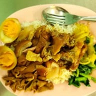 เมนูของร้าน ข้าวขาหมูสาธร