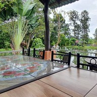 ร้านอาหารลุงหนวด ผาแต้ม