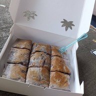 เมนูของร้าน ก๋วยเตี๋ยวพี่เปิ้ล ศาลาไชย