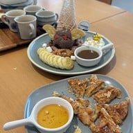 ครามคีรีคาเฟ่