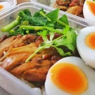 Pp  นมขนมปังและอาหาร byปุ๊กกี้