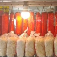 ร้านป้าแดงข้าวหมูแดง หมูกรอบ