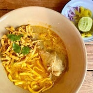 เมนูของร้าน ข้าวซอยนิมมาน