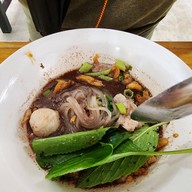 เมนูของร้าน ก๋วยเตี๋ยวเรืออยุธยา ป้าสังวาล บางบัวทอง บางบัวทอง