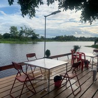 บ้านริมคลองหมูกระทะ