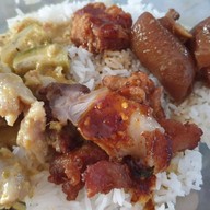 เมนูของร้าน ข้าวแกงป้าอารีย์ สาย2