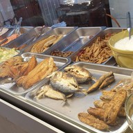 เมนูของร้าน ข้าวแกงป้าอารีย์ สาย2