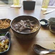 เมนูของร้าน KHAO-SŌ-i ริมน้ำปิง