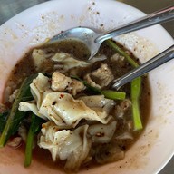 ราดหน้า ซุปเปอร์