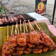 หมูปิ้ง เก๊ายาง สารภี