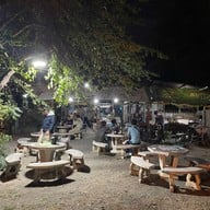 ป้าแดงจิ้นตุ๊บ