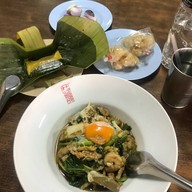 หมี่ต้นโพธิ์ เมืองภูเก็ต (วงเวียนหอนาฬิกา) สาขา 1 หอนาฬิกา