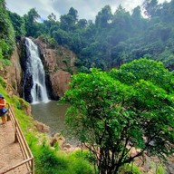 บรรยากาศ น้ำตกเหวนรก