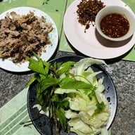 ป้าแดงจิ้นตุ๊บ