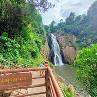 บรรยากาศ น้ำตกเหวนรก