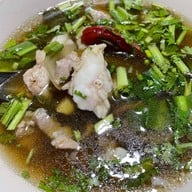 ป้าแดงจิ้นตุ๊บ