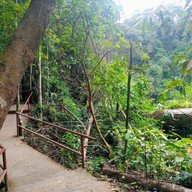 บรรยากาศ น้ำตกเหวนรก