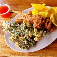 เมนูของร้าน ขนมจีนมีน้ำยา (Me Nam Yaa)