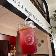 Matou Hostel &cafe'