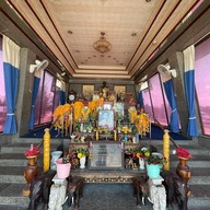 เรือจำลองจักรีนฤเบศร ชุมพร