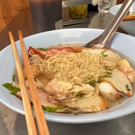 เมนูของร้าน ร้านบะหมี่นายก้า ตลาดพลู ตลาดพลู