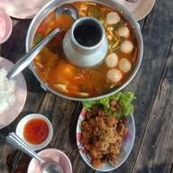 อีสานมาเด้อ หลังตลาดเทิดไท