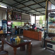 บรรยากาศ ก๋วยเตี๋ยวสุดซอย