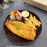 สเต็กลุงหยิก  บ้านบึง