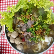 ตะปบเนื้อ สันกำแพง
