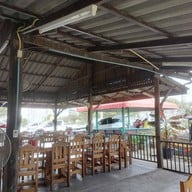 บรรยากาศ ครัวลมโชย นครนายก