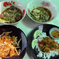 ร้านอาหารอิสลาม สู้แค่หมด