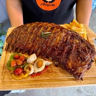 สเต็กลุงหยิก  บ้านบึง