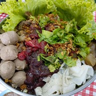 ตะปบเนื้อ สันกำแพง