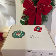 Kenn’s Coffee & Croissant อารีย์