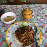 กินนี่ อาหารเช้า