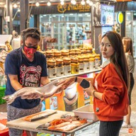บรรยากาศ ตลาดล้านเมือง