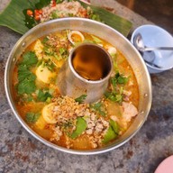 น้ำ ละ ยำ บางทราย