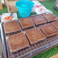 บ้า-บิ่น มะพร้าวอ่อน (สูตรข้าวเหนียวดำ หวานน้อย)