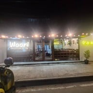 หน้าร้าน Woori ในเมือง