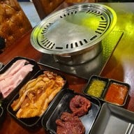 เมนูของร้าน Woori ในเมือง