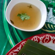 เมนูของร้าน กะเพราถาดเบ้อเร้อ