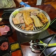 เมนูของร้าน Woori ในเมือง