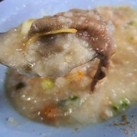 เมนูของร้าน โจ๊กเจ้าเก่าเฮียเกรียงท่าน้ำศิริราช(ซอยวังหลัง 3) ท่าน้ำศิริราช