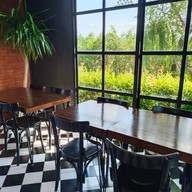 บรรยากาศ Room No.9 Cafe