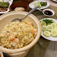 เมนูของร้าน ห้องอาหารประเทืองทอง Tohsang Ubon Hotel