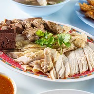 ร้านข้าวมันไก่ตีนดอยเจ็ดยอด 7 ยอดพลาซ่า