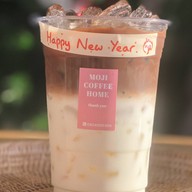 Moji Coffee Home กาแฟและโรตี